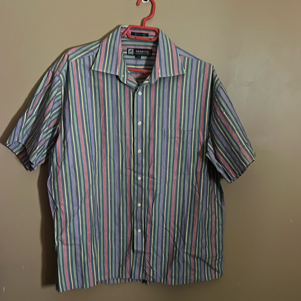 😄Colourful stripes dress shirt.  B3